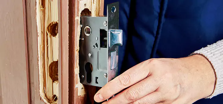 Garage Door Lock Replacement Southgate